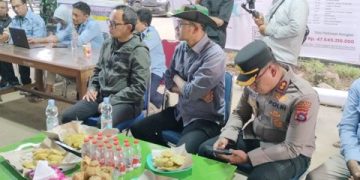 Wamendagri Bima Arya Tinjau Posko Penanganan Banjir di Kab. Solok