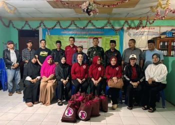 Bukti Perempuan Berdaya dan Mengabdi untuk Negeri, WFI Salurkan Bantuan untuk Korban Bencana di Kab. Solok