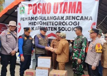 Bawa 3 Alat Berat dan Logistik, Pemkab Pelalawan Salurkan Bantuan Kepada Korban Bencana Kab. Solok