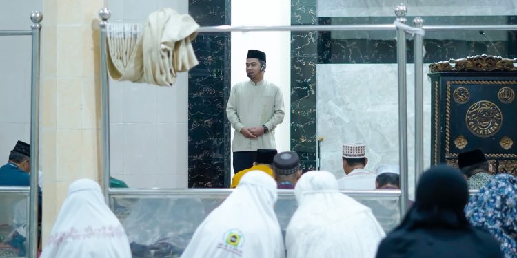 Masjid Nur Syuhada Kembali Dipenuhi Jamaah Dalam Kegiatan Safari Subuh yang Dipimpin langsung Wali Kota Solok