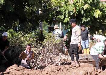 Pastikan Penanganan Pasca Banjir Berjalan Cepat, Wako dan Wawako Solok Turun Langsung ke Lapangan