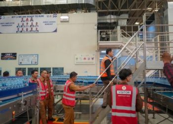 Bupati Solok Tinjau PT Tirta Investama (AQUA) Solok