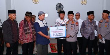 TSR Provinsi Sumbar yang Dipimpin Kapolda Gatot Tri Suryanta Kunjungi Masjid Wustha di Kelurahan Parik Rantang