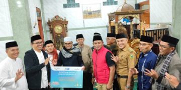 Bupati Solok Tekankan Literasi Media dan Dampak Ekonomi Program MBG dalam Safari Ramadhan di Sungai Nanam