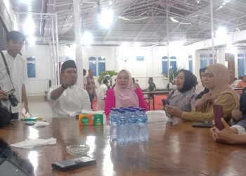 Bupati Solok Berbuka Puasa Bersama Anak Yatim dan Fakir Miskin