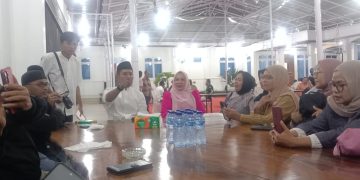 Bupati Solok Berbuka Puasa Bersama Anak Yatim dan Fakir Miskin