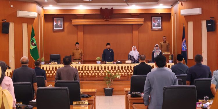 Melalui Sekda, Wako Payakumbuh Sampaikan Nota Penjelasan Terhadap LKPJ Tahun Anggaran 2025 dalam Paripurna DPRD
