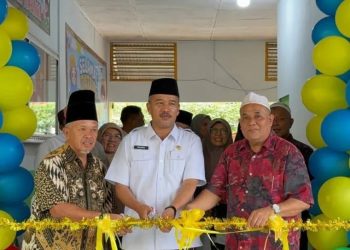 Kadis Pendidikan Kota Payakumbuh Resmikan Pemakaian Ruang Kelas Baru TK Dan SD Jamiatul Hujjaj