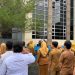 Kadis Kominfo Kab. Solok Pimpin Apel Pagi, Tekankan Disiplin dan Kekompakan Kerja