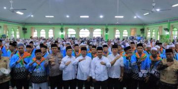 Bupati Pasaman Lepas CJH Menuju Tanah Suci