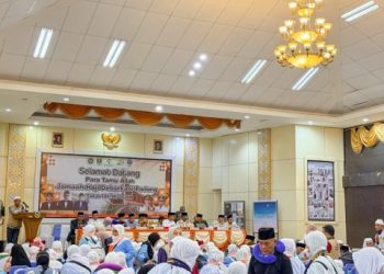 Pemkab Solok Sambut Kepulangan Jamaah Haji dari Tanah Suci Mekah di Asrama Haji Padang