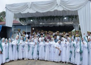 Wakil Wali Kota Elzadaswarman Hadiri Khatam Al-Qur’an 47 Santi di Mushalla Darul Hikmah