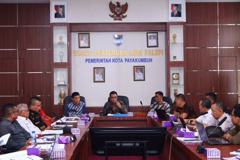 Pemko Payakumbuh Matangkan Rencana Pengoperasian Angkutan Umum Listrik dengan Menempatkan Kebutuhan Transportasi Pelajar Sebagai Prioritas Layanan