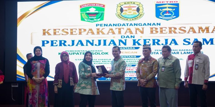 Pemkab Solok Perkuat Kerja Sama dengan Kota Bandar Lampung dan Kota Metro untuk Jaga Stabilitas Pangan dan Pengendalian Inflasi