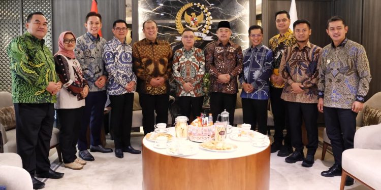 Bupati Solok Ikuti Audiensi APKASI Bersama Pimpinan DPR RI