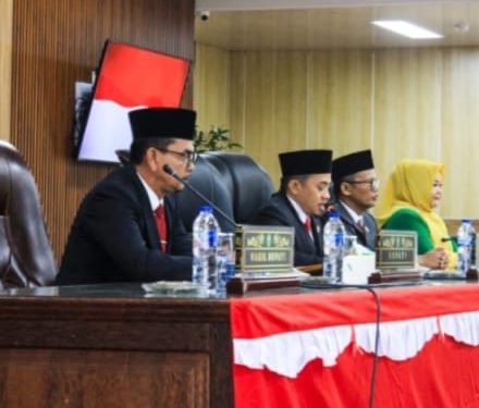 DPRD Pasaman Khidmat Dengarkan Pidato Kenegaraan Presiden