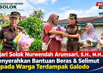 Kepala Kejaksaan Tinggi Sumbar Melalui Kaepala Kejaksaan Negeri Solok Ukir Sejarah Kepedulian dalam Tanggap Darurat Bencana Galodo Arosuka