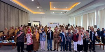 Forum Bank Sampah Kabupaten Solok Resmi Dikukuhkan, AQUA dan PKBI Sumbar Dorong Ekonomi Sirkular dari Sumber