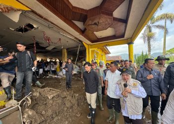 Tinjau Sejumlah Infrastrukur Terdampak Bencana di Solok, Wapres Dorong Percepatan Perbaikan Akses dan Layanan Publik