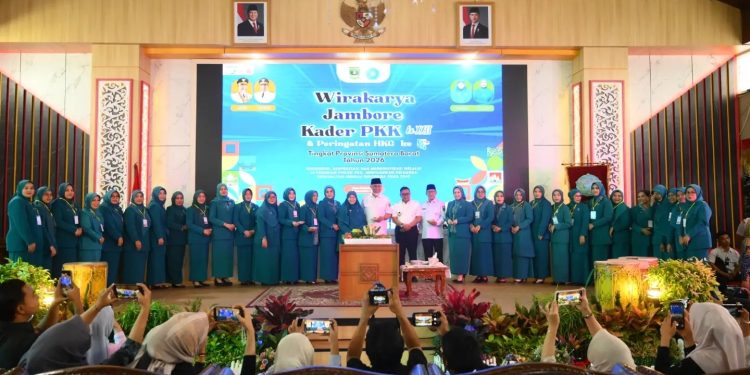 Wako Zulmaeta Hadiri Pembukaan Wirakarya Jambore Kader PKK XXII 