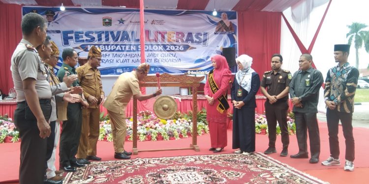 Bupati Solok Buka Festival Literasi