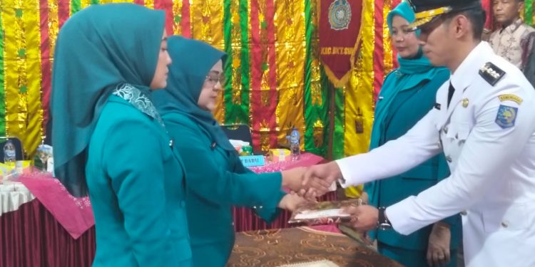 Diserah Terimakan, Adhitya Nugraha, S.STP., M.Si Resmi Menjabat Sebagai Camat Bukit Sundi
