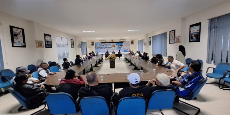Wartawan Pasaman Lakukan Studi Tiru Dari Pokir Yunelda Asra